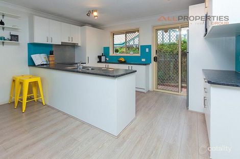 Property photo of 6 Heath Street Forest Lake QLD 4078