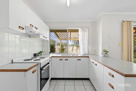 Property photo of 43 Cambridge Street Silkstone QLD 4304