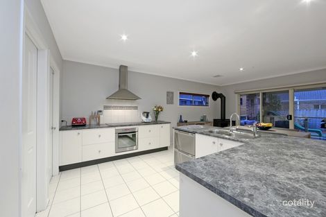 Property photo of 20 Koolamara Boulevard Ferntree Gully VIC 3156