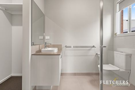 Property photo of 24 Orientation Avenue Tarneit VIC 3029