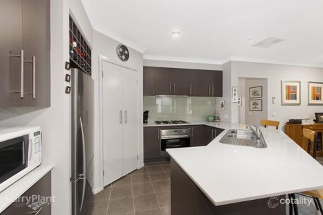 Property photo of 9 Liberty Avenue Berwick VIC 3806