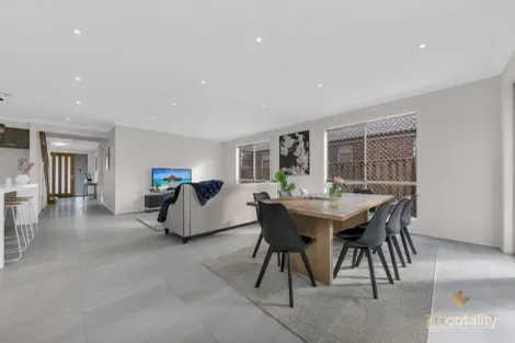 Property photo of 230A Sayers Road Truganina VIC 3029