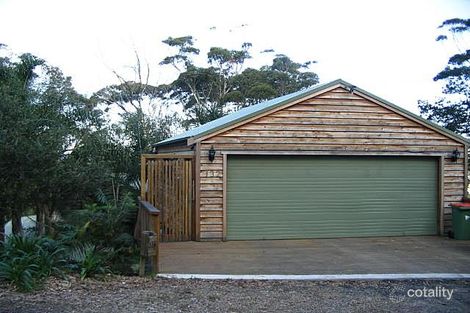 132 Lake Shore Dr, North Avoca, NSW 2260