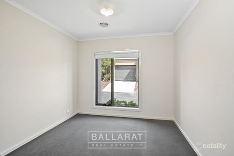 Property photo of 10 Millicent Place Ballarat East VIC 3350