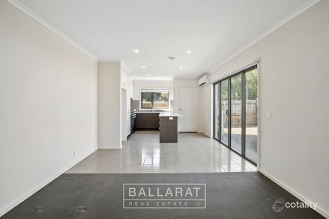 Property photo of 10 Millicent Place Ballarat East VIC 3350