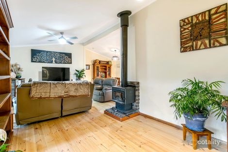 Property photo of 19 Devereux Street Macclesfield SA 5153