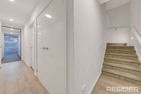 Property photo of 17 Anchorage Drive South Morang VIC 3752