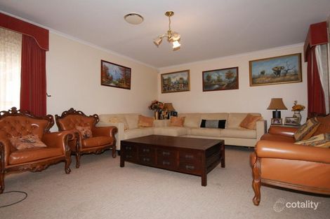 63 Parmelia Dr, Taylors Lakes, VIC 3038