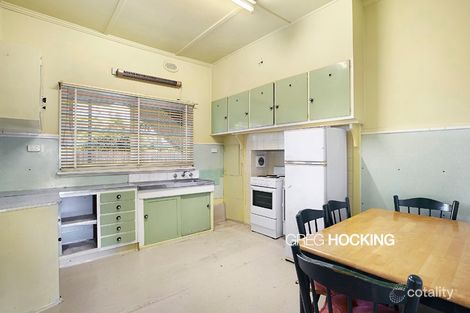 Property photo of 14 Effingham Road Newport VIC 3015