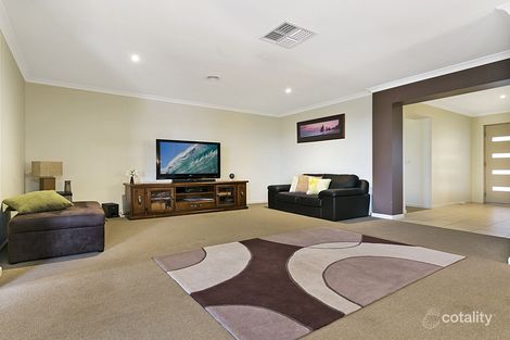 Property photo of 28 Cover Drive Sunbury VIC 3429