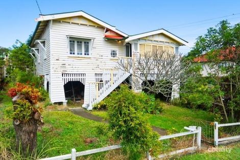 1 Dorothy St, Camp Hill, QLD 4152