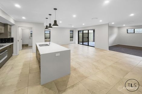 Property photo of 14 Gratwick Street Bradbury NSW 2560