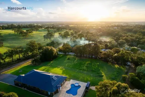 31 Logue Rd, Harvey, WA 6220
