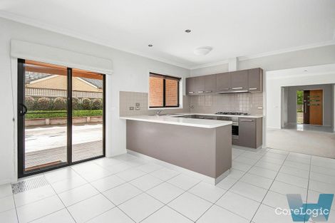 Property photo of 8 Kooralbyn Court Eastwood VIC 3875