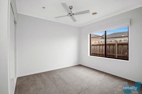 Property photo of 8 Kooralbyn Court Eastwood VIC 3875