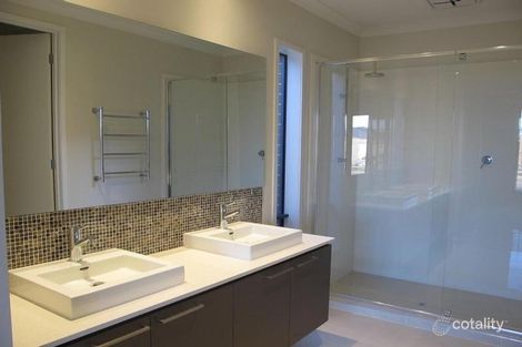 Property photo of 23 Attunga Grove Werribee VIC 3030