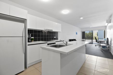 Property photo of 28/10-12 High Street Sippy Downs QLD 4556