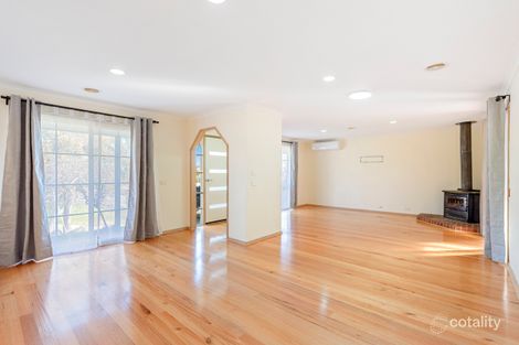 Property photo of 18 Nathan Court Pakenham VIC 3810
