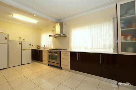 Property photo of 30 Hebe Street Greenacre NSW 2190
