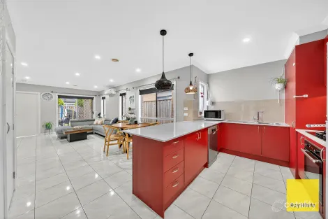 Property photo of 49 Arkins Circuit Tarneit VIC 3029