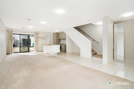 Property photo of 9 Jubilee Boulevard Waterways VIC 3195