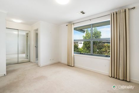 Property photo of 9 Jubilee Boulevard Waterways VIC 3195