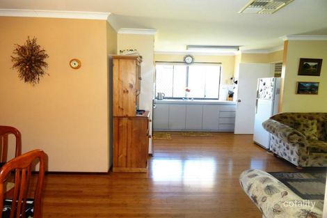 Property photo of 28 Hydrangea Place Alexander Heights WA 6064