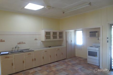 Property photo of 34 Creek Street Bundamba QLD 4304