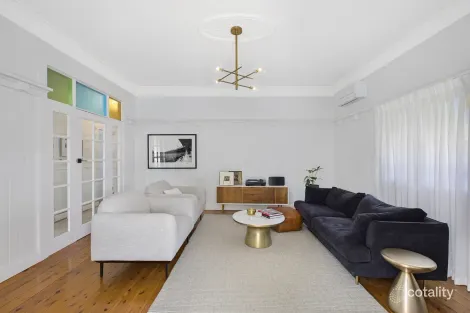 Property photo of 283 Blackwall Road Woy Woy NSW 2256