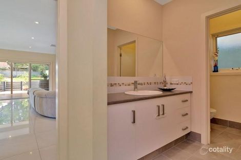 Property photo of 15 Derwent Avenue Magill SA 5072
