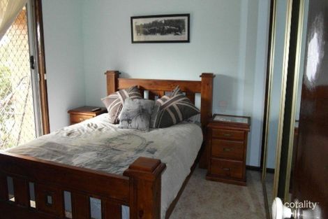 Property photo of 20 Waratah Street Karabar NSW 2620