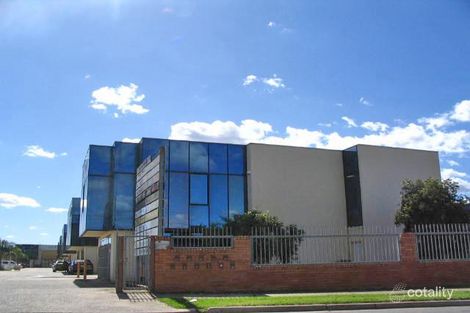 1/10 Lyn Pde, Prestons, NSW 2170