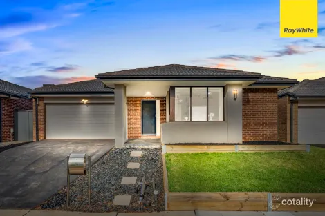 13 Wembley Ave, Strathtulloh, VIC 3338