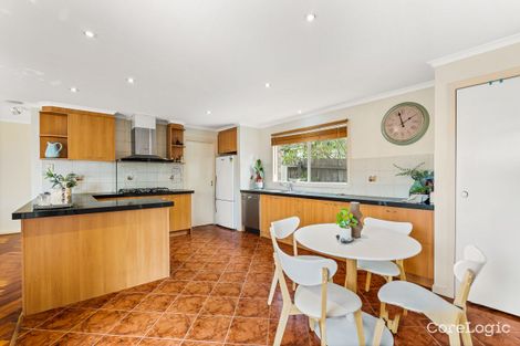 Property photo of 8 Darbyshire Road Mount Waverley VIC 3149