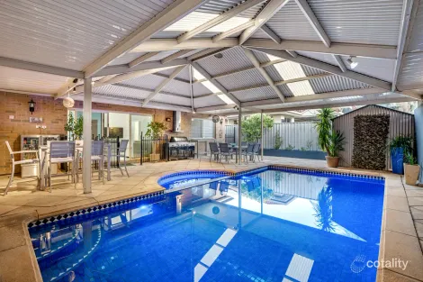 Property photo of 2 The Circuit Findon SA 5023