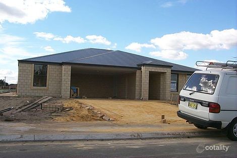 4 Spinifex Way, Canning Vale, WA 6155