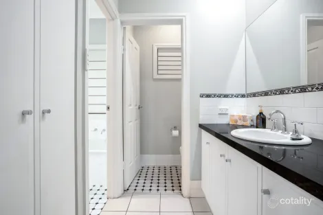 Property photo of 2 The Circuit Findon SA 5023