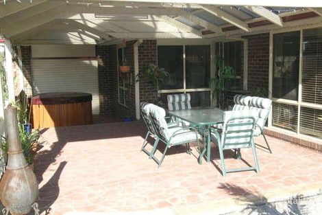 Property photo of 10 Tantallon Boulevard Beaconsfield VIC 3807
