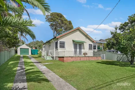 122 Scenic Dr, Budgewoi, NSW 2262