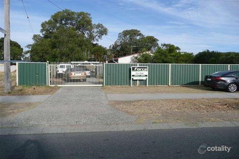 Property photo of 98 Girrawheen Avenue Girrawheen WA 6064