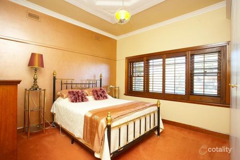 Property photo of 36 Lloyd Street Strathmore VIC 3041