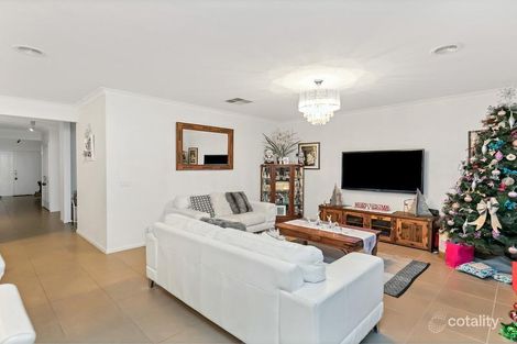Property photo of 35 Positano Way Lalor VIC 3075