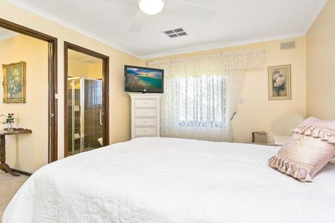Property photo of 33 Cecilia Road Christie Downs SA 5164
