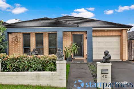 42 Gilchrist Dr, Campbelltown, NSW 2560