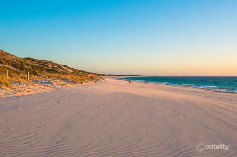 Property photo of 6 Oceanside Promenade Mullaloo WA 6027