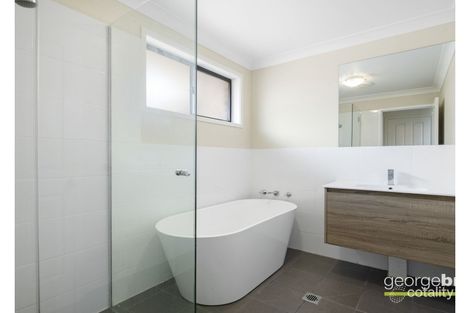 Property photo of 1/33 Curringa Road Kariong NSW 2250