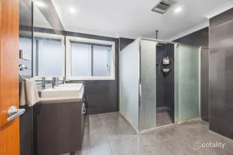 Property photo of 14 Treeview Place Glenmore Park NSW 2745