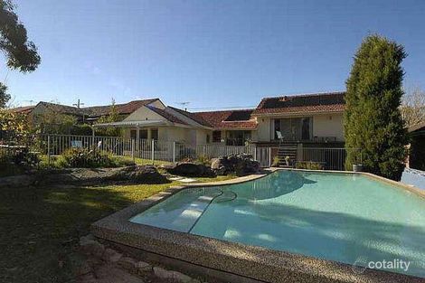 Property photo of 13 Lumeah Avenue Elanora Heights NSW 2101