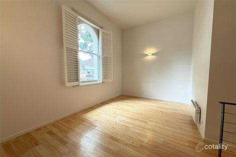 Property photo of 5/61 Mackenzie Street Melbourne VIC 3000