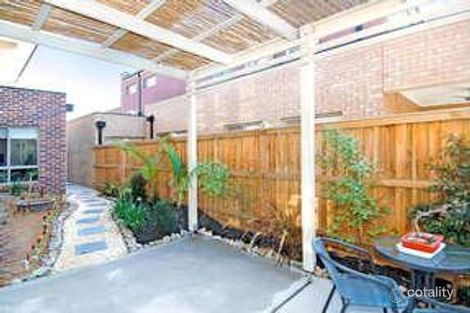 Property photo of 35 Cascade Terrace Craigieburn VIC 3064